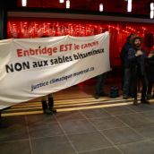 Concert contre le cancer : des militantEs dénoncent l’hypocrisie d’Enbridge [photos]