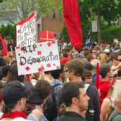 Red Sweeps Montreal Once Again: More than 250,000 out against tuition fee hikes and emergency laws