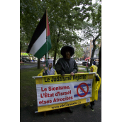 Despite Heavy Rain, Montrealers took to the Streets to Call for the Boycott, Divestment and Sanction against Israeli apartheid