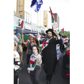 Hundreds Gather in Montreal for the Second Time in Solidarity with Gaza (July 16)