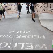 Entrée de la manifestation par la Roddick Gates de l'université McGill